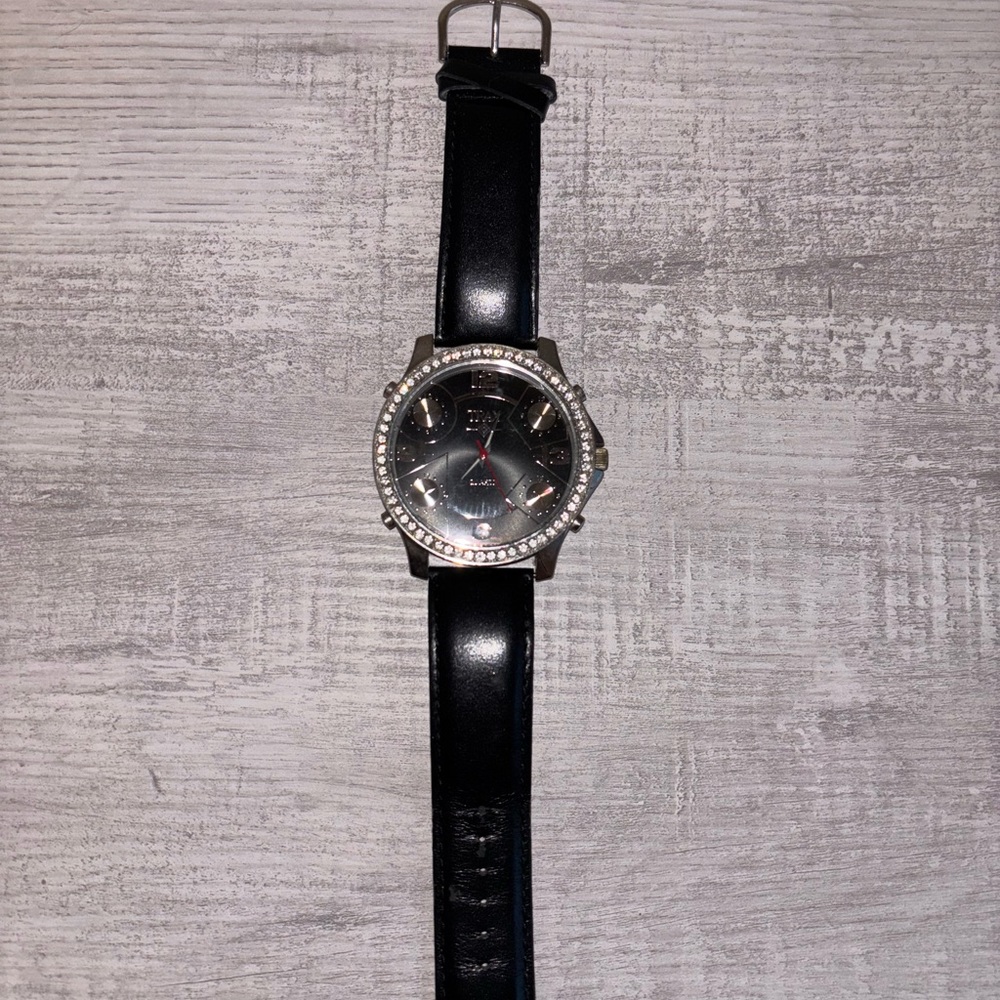 Men's 5 Time Zone Trax Faux Diamond Bordered Watch